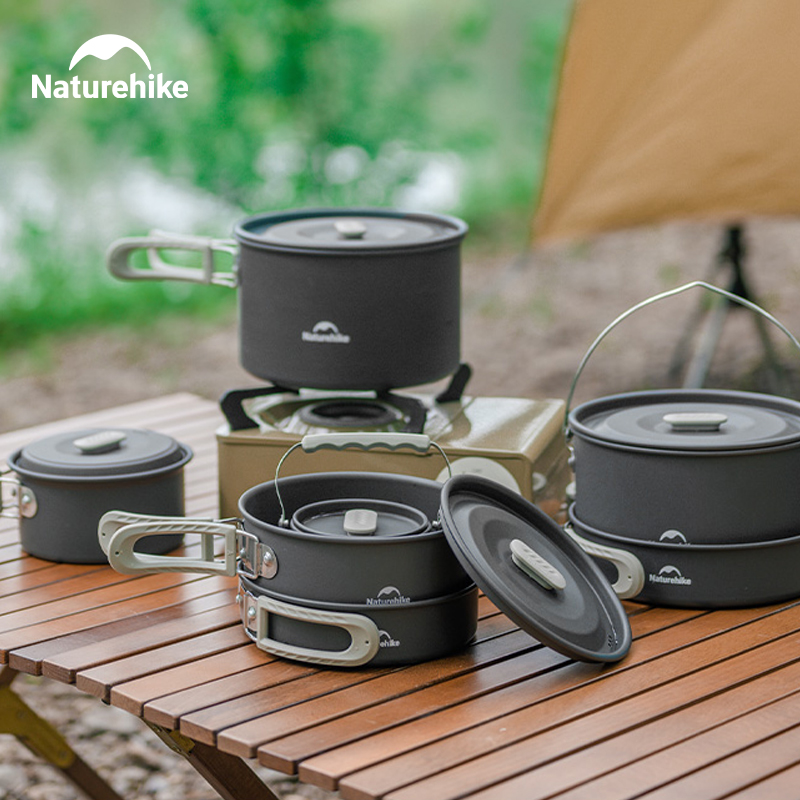 Quechua Camping Cooking Set - طقم أدوات طهي للتخييم من نيتشرهايك،